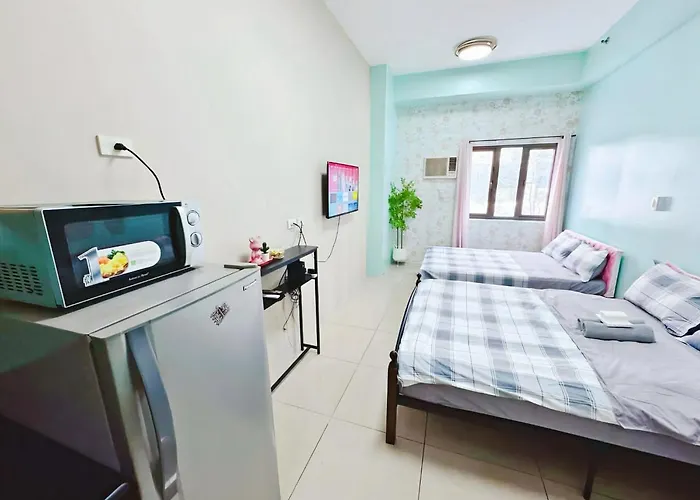 Comfort Shore Residences Near Moa Apartment